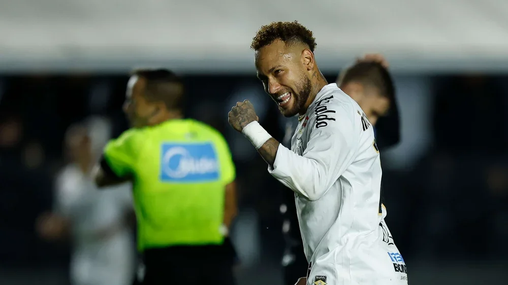 Santos v Bragantino - Brasileirao 2026