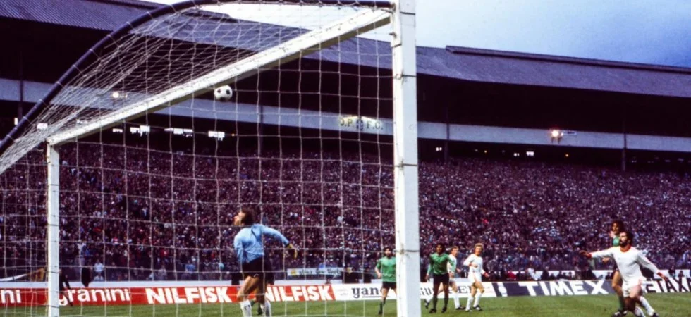 Saint-Etienne : Les poteaux carrés de retour, 50 ans après !